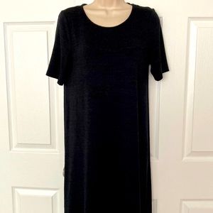 Short sleeve black swing dress (size M)